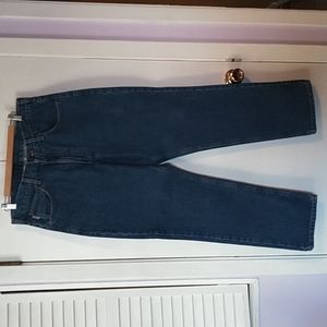 Carhartt Jeans for Men. Traditional fit, size 34 x 30. Gently Used